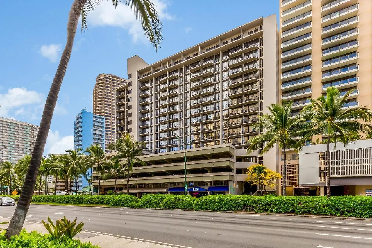 Castle At Palms At Waikiki location